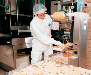 DuPont protective clothing for the food industry.
