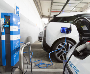 Nissan and BMW electrify V&A’s parking